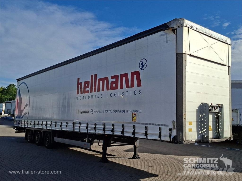 Schmitz Cargobull Curtainsider Mega GetrÃ¤nke نصف مقطورات بباب جانبي