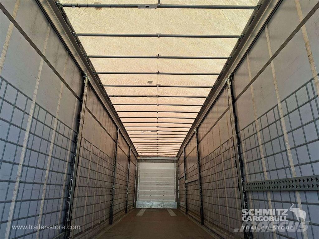 Schmitz Cargobull Curtainsider Mega GetrÃ¤nke Curtainsider semi-trailers