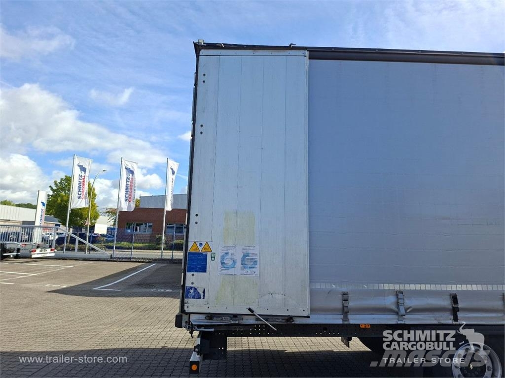 Schmitz Cargobull Curtainsider Mega GetrÃ¤nke Curtainsider semi-trailers