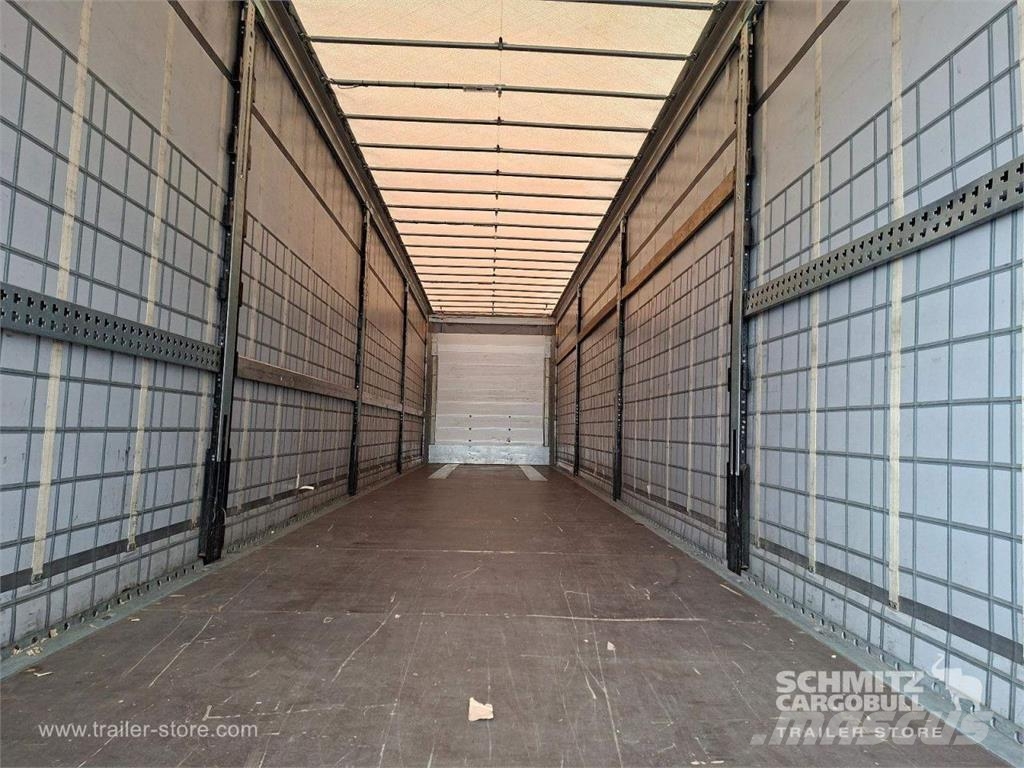 Schmitz Cargobull Curtainsider Mega GetrÃ¤nke Curtainsider semi-trailers