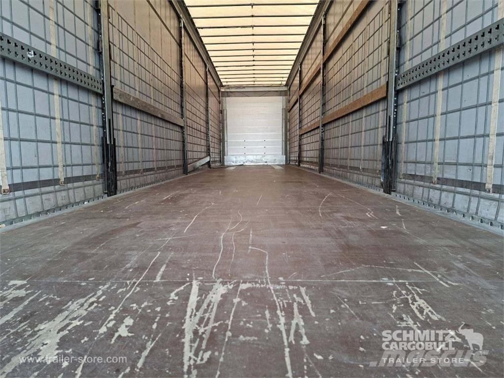 Schmitz Cargobull Curtainsider Mega GetrÃ¤nke Curtainsider semi-trailers