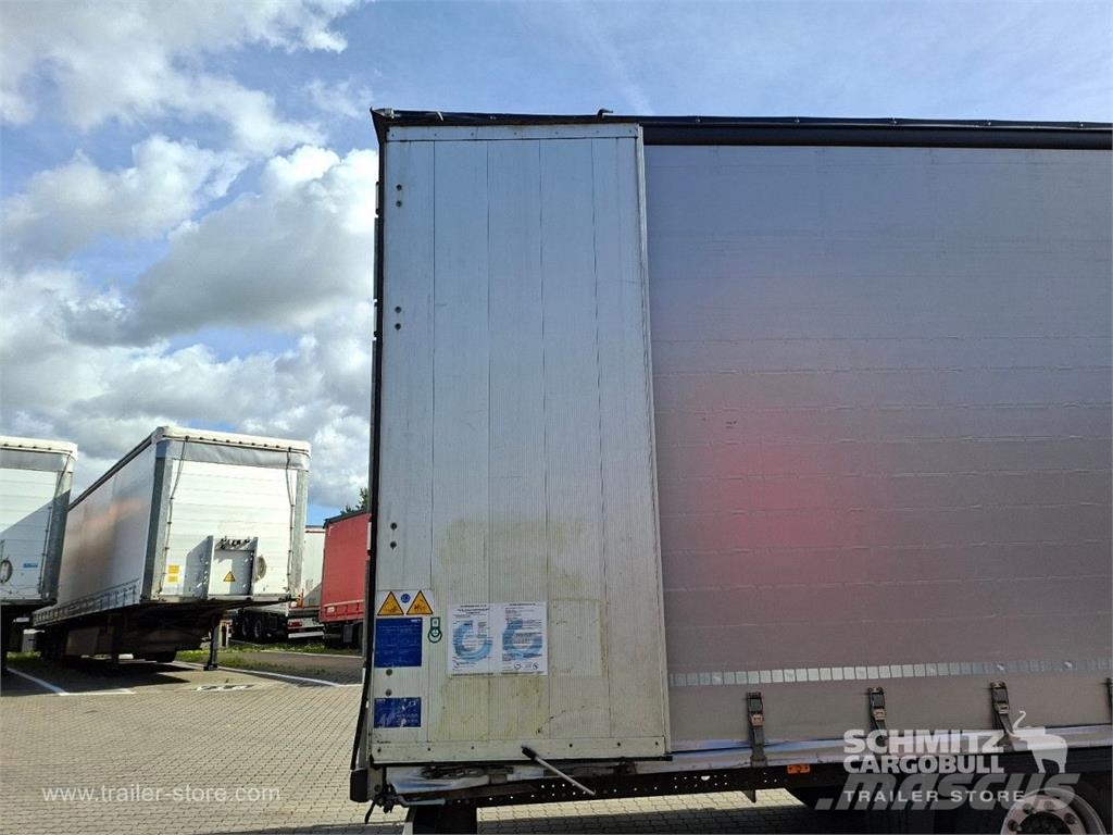 Schmitz Cargobull Curtainsider Mega GetrÃ¤nke Curtainsider semi-trailers