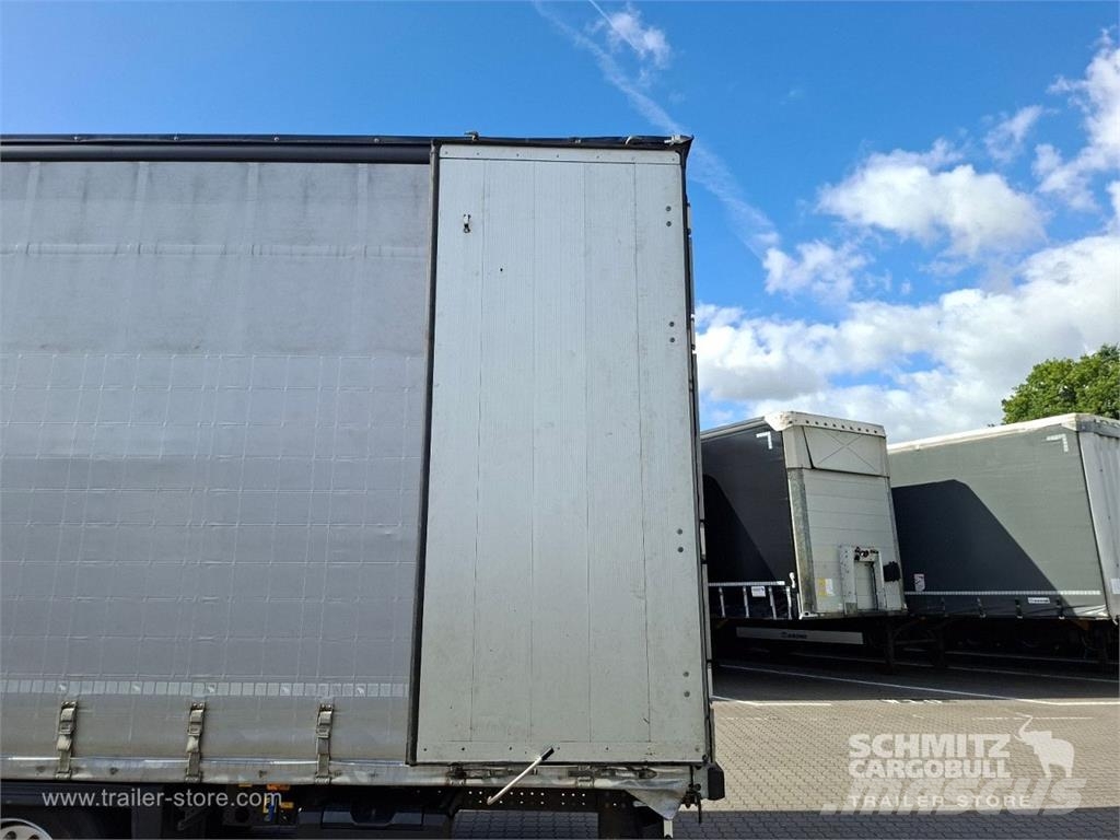 Schmitz Cargobull Curtainsider Mega Getränke Polprikolice s ponjavo