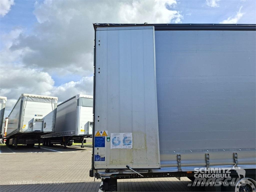 Schmitz Cargobull Curtainsider Mega Getränke Polprikolice s ponjavo