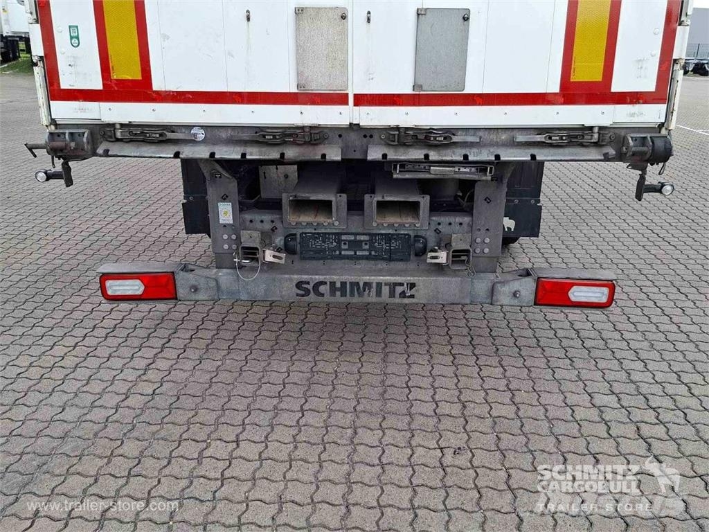 Schmitz Cargobull Curtainsider Standard Staplerhalterung Getränke Curtainsiderauflieger