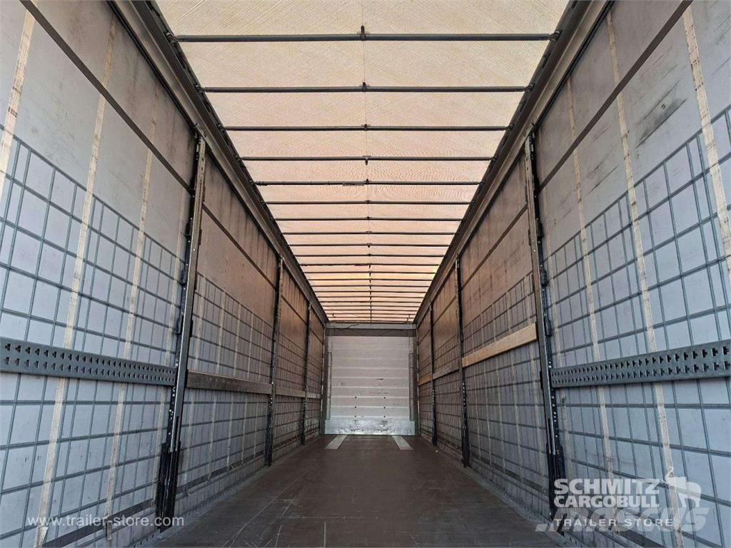 Schmitz Cargobull Curtainsider Mega Getränke Poluprikolice sa ciradom