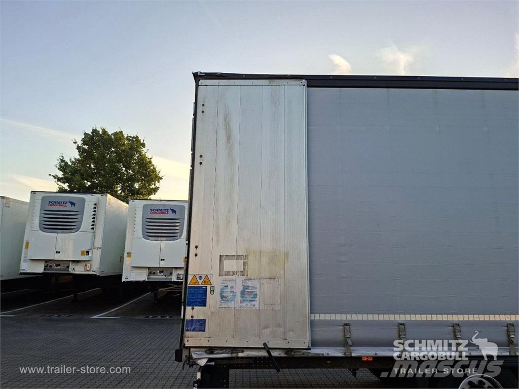 Schmitz Cargobull Curtainsider Mega GetrÃ¤nke Poluprikolice sa ciradom