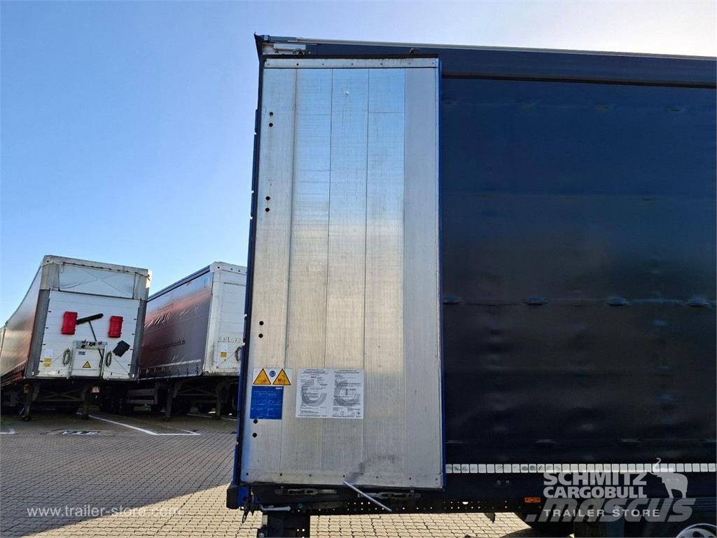 Schmitz Cargobull Curtainsider Mega Getränke Curtain sider semi-trailers