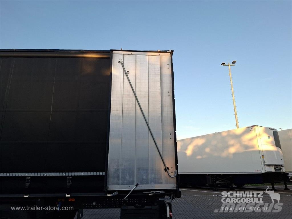 Schmitz Cargobull Curtainsider Standard Getränke Curtainsider semi-trailers