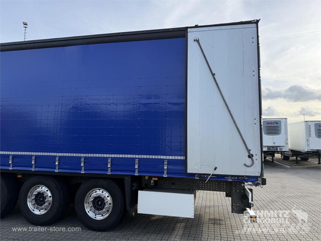 Schmitz Cargobull Curtainsider Standard GetrÃ¤nke Polprikolice s ponjavo
