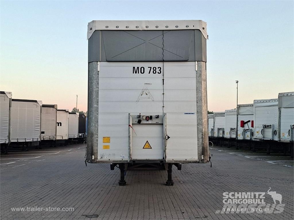 Schmitz Cargobull Curtainsider Mega Getränke Polprikolice s ponjavo