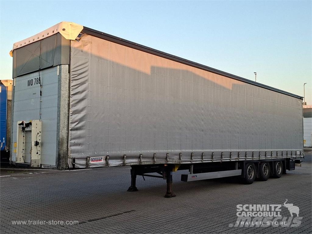 Schmitz Cargobull Curtainsider Mega Getränke Polprikolice s ponjavo