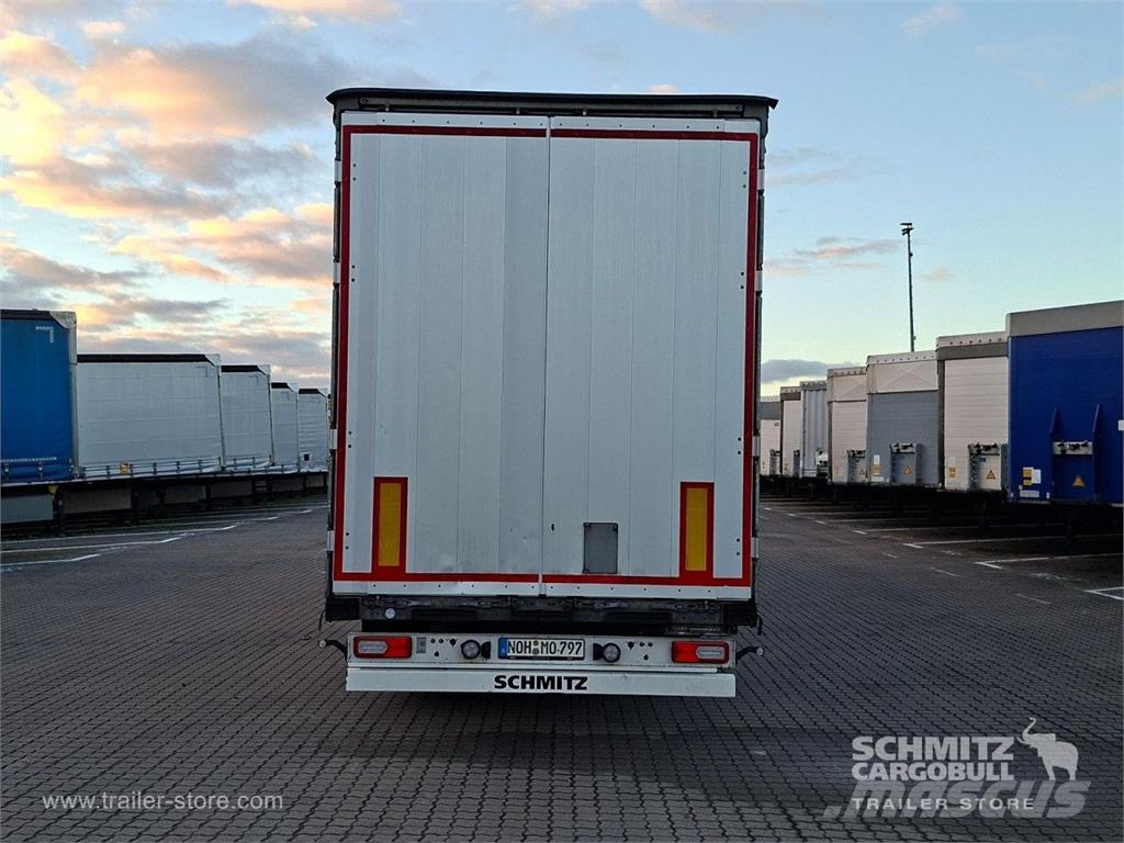 Schmitz Cargobull Curtainsider Mega Getränke Curtainsiderauflieger