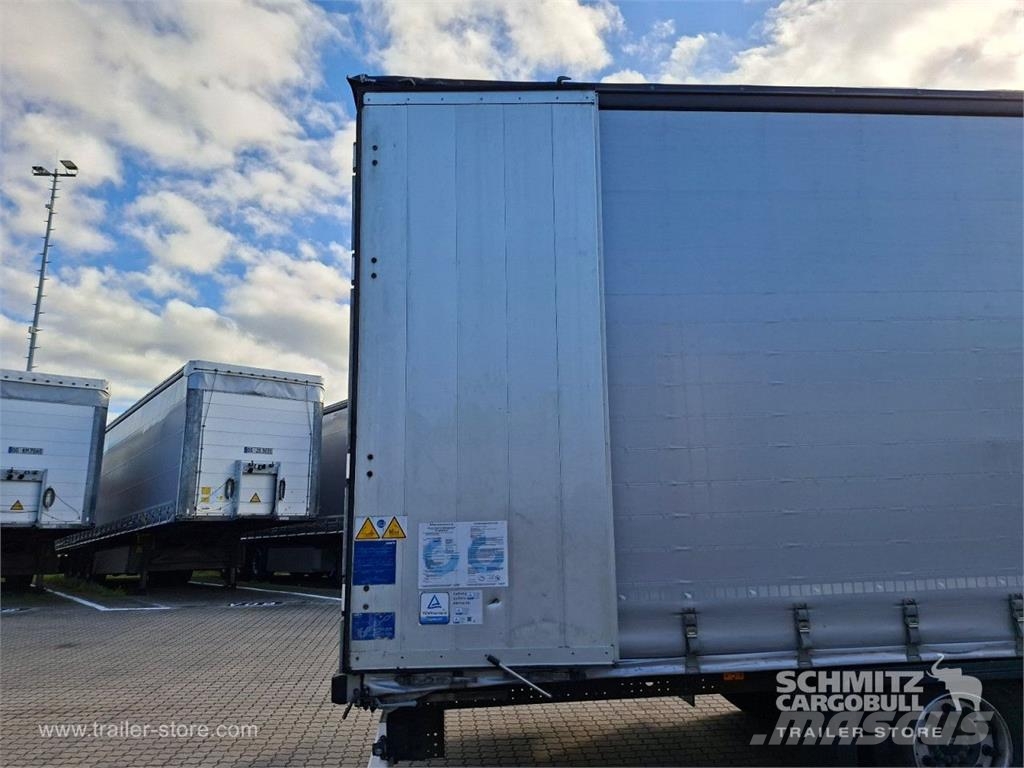 Schmitz Cargobull Curtainsider Mega Getränke Curtainsiderauflieger