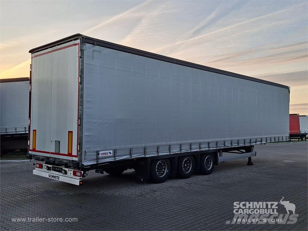 Schmitz Cargobull Curtainsider Mega Getränke Curtainsiderauflieger