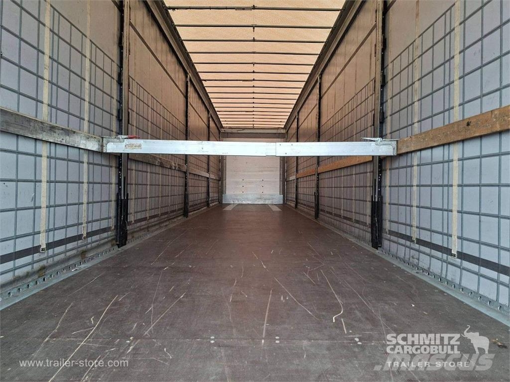 Schmitz Cargobull Curtainsider Mega Getränke Curtainsiderauflieger