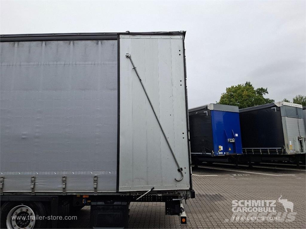 Schmitz Cargobull Curtainsider Mega Getränke Curtainsiderauflieger