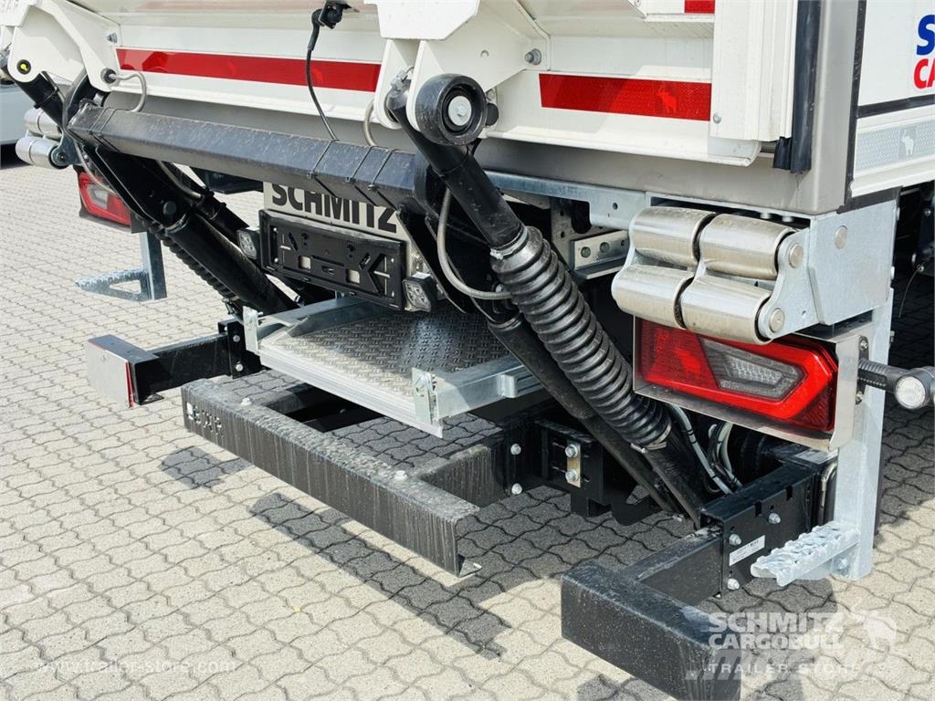 Schmitz Cargobull Frischdienst Standard Ladebordwand Semirremolques isotermos/frigoríficos