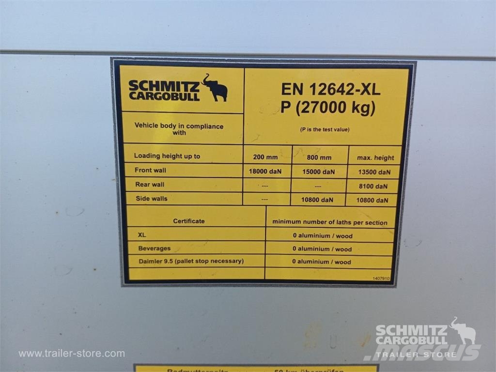 Schmitz Cargobull Curtainsider Mega Getränke Pressukapellipuoliperävaunut