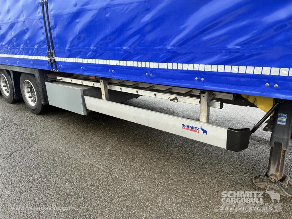 Schmitz Cargobull Curtainsider Mega Getränke Pressukapellipuoliperävaunut