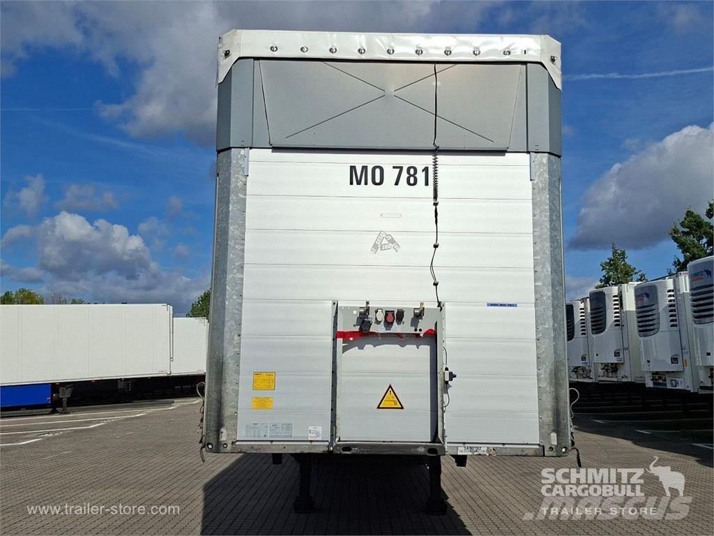 Schmitz Cargobull Curtainsider Mega GetrÃ¤nke نصف مقطورات بباب جانبي