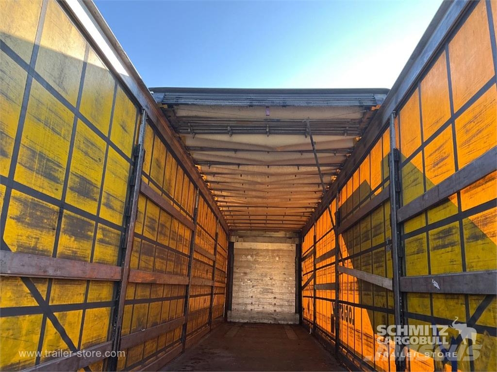 Schmitz Cargobull Curtainsider Mega نصف مقطورات بباب جانبي