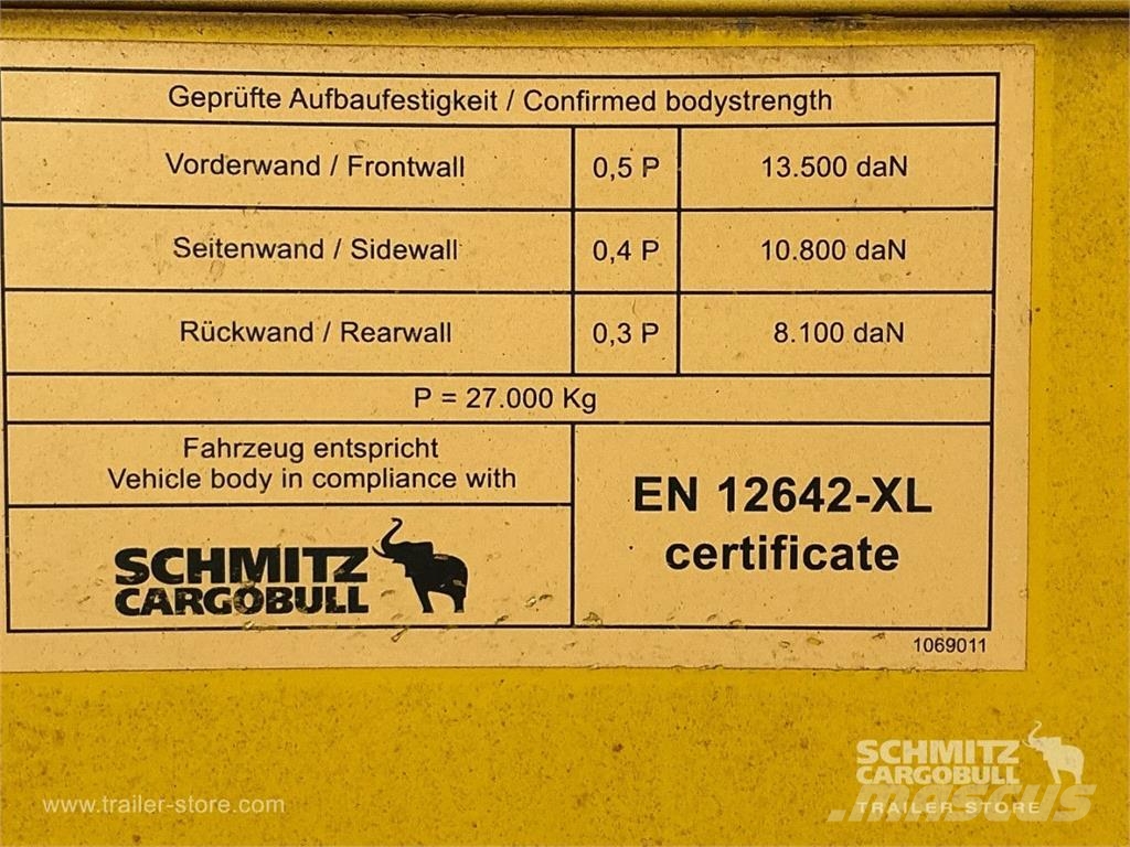 Schmitz Cargobull Curtainsider Mega نصف مقطورات بباب جانبي