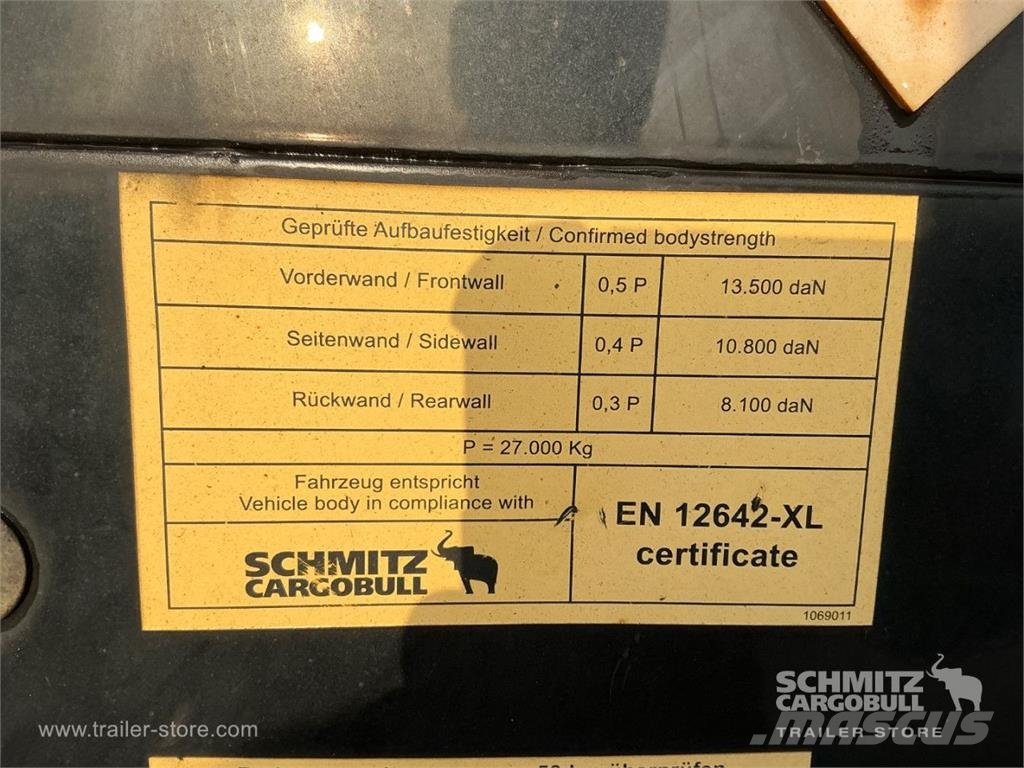Schmitz Cargobull Curtainsider Mega نصف مقطورات بباب جانبي