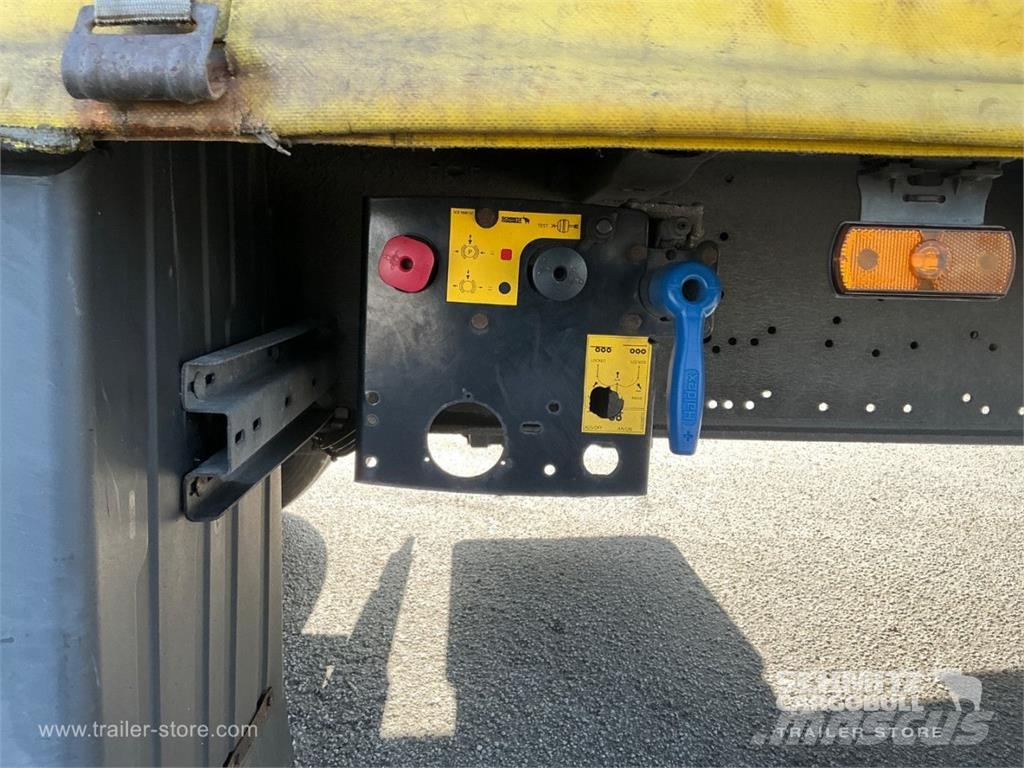 Schmitz Cargobull Curtainsider Mega نصف مقطورات بباب جانبي