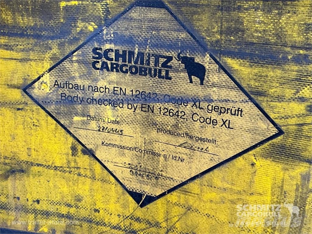Schmitz Cargobull Curtainsider Mega نصف مقطورات بباب جانبي