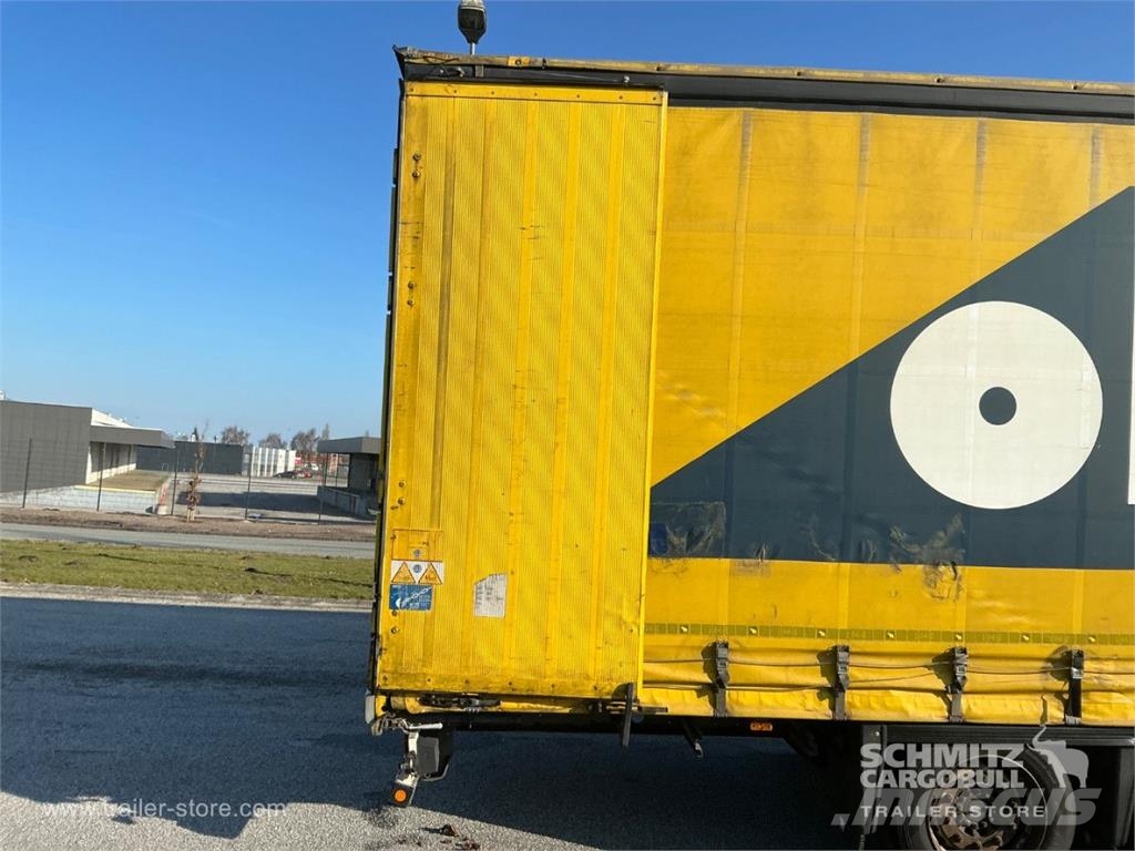 Schmitz Cargobull Curtainsider Mega نصف مقطورات بباب جانبي