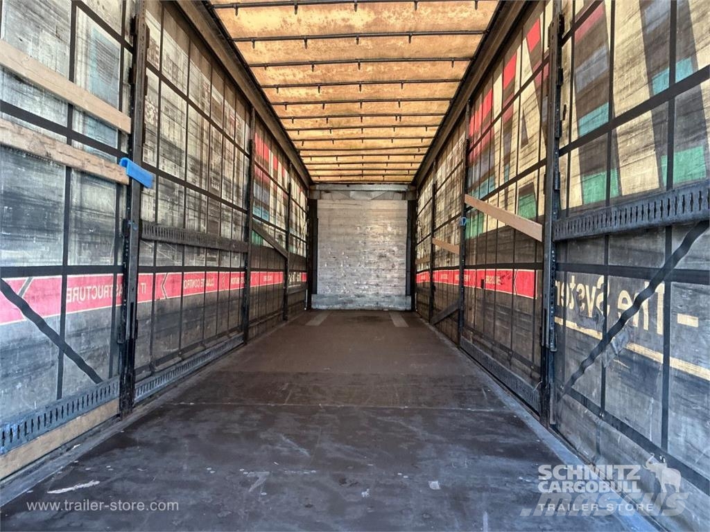 Schmitz Cargobull Curtainsider Mega نصف مقطورات بباب جانبي