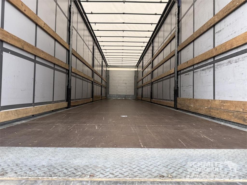 Schmitz Cargobull Curtainsider Standard Plachtové návesy