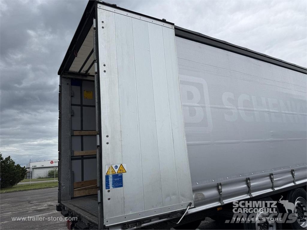 Schmitz Cargobull Curtainsider Standard Plachtové návesy