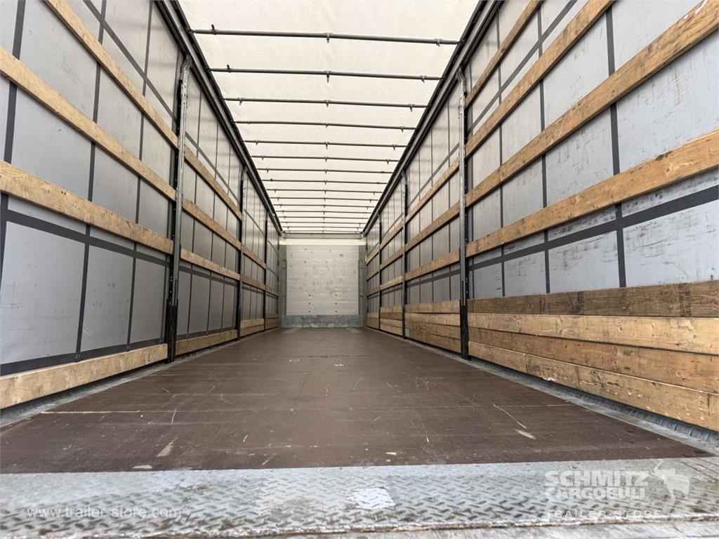 Schmitz Cargobull Curtainsider Standard Curtainsider semi-trailers