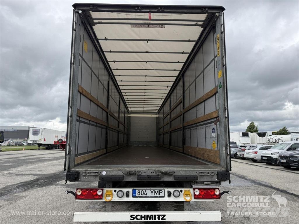 Schmitz Cargobull Curtainsider Standard Plachtové návesy