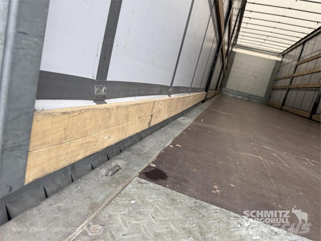 Schmitz Cargobull Curtainsider Standard Plachtové návesy