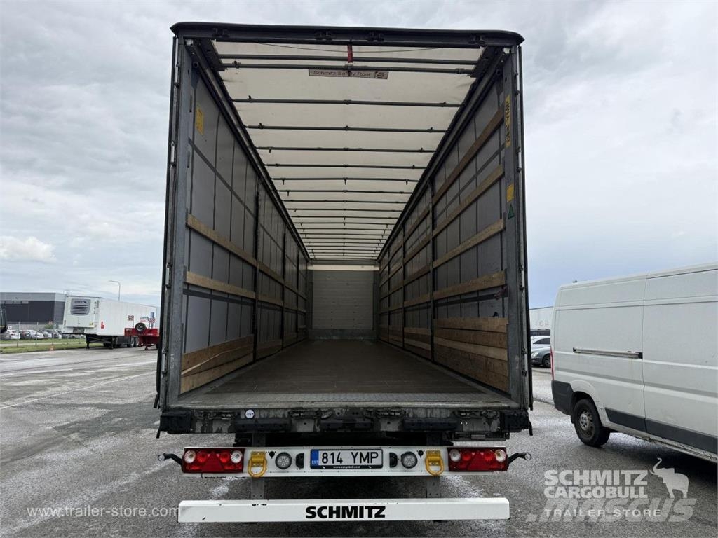 Schmitz Cargobull Curtainsider Standard Plachtové návesy