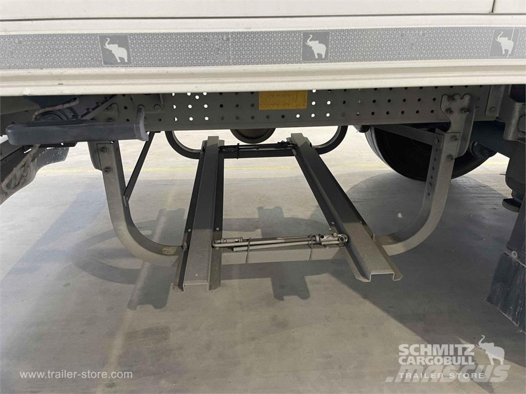 Schmitz Cargobull Semiremolque Frigo Standard Напівпричепи-рефрижератори
