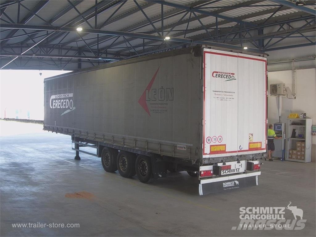 Schmitz Cargobull Semiremolque Lona Standard Kapelltrailer