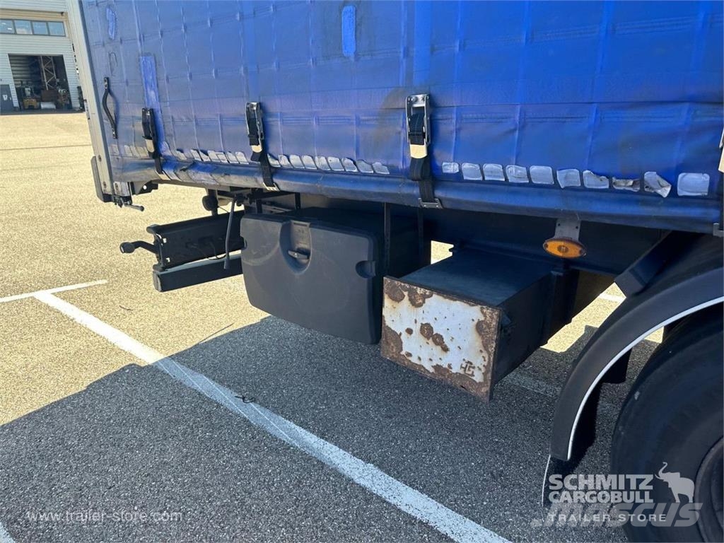 Fruehauf Semitrailer Curtainsider Standard نصف مقطورات بباب جانبي