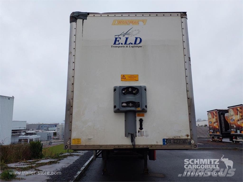 Fruehauf Semitrailer Dryfreight Standard Porte relevante Noslēgtās piekabes