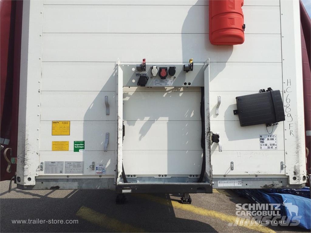 Schmitz Cargobull Semitrailer Curtainsider Standard Hayon نصف مقطورات بباب جانبي