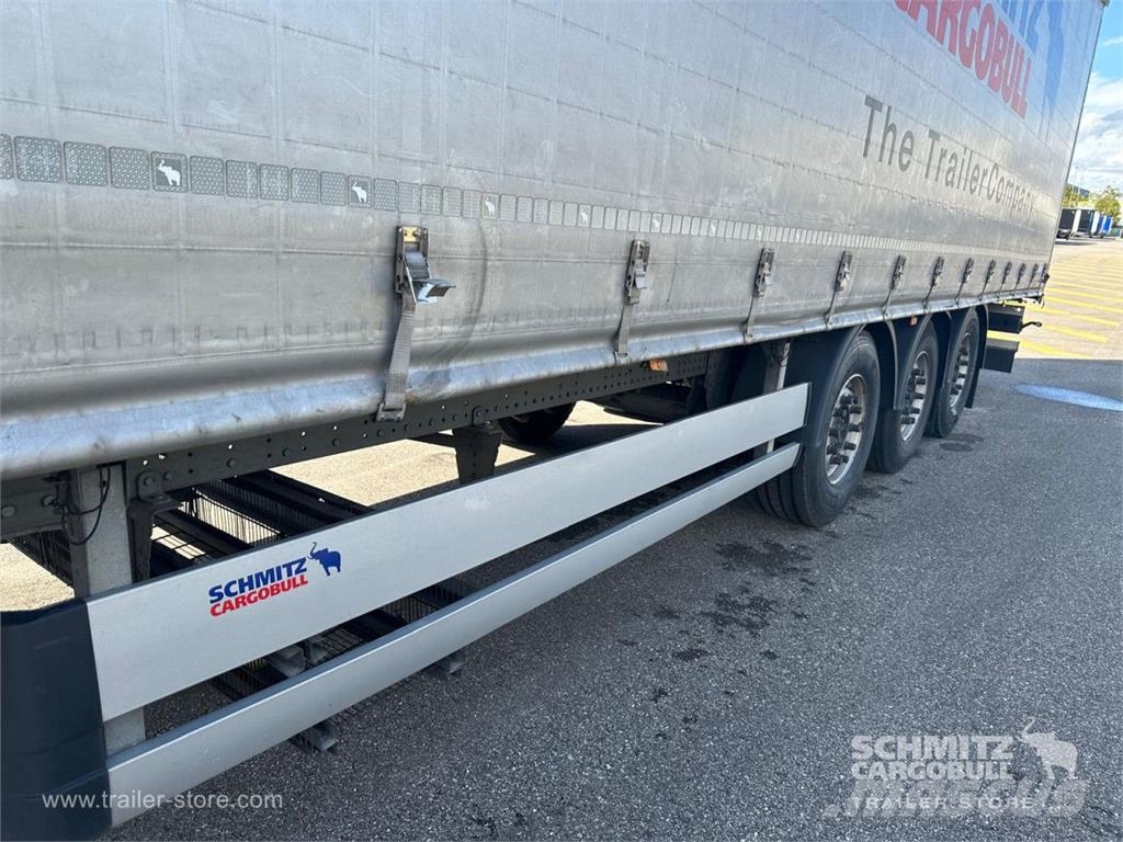 Schmitz Cargobull Semitrailer Curtainsider Standard Брезентови полуремаркета