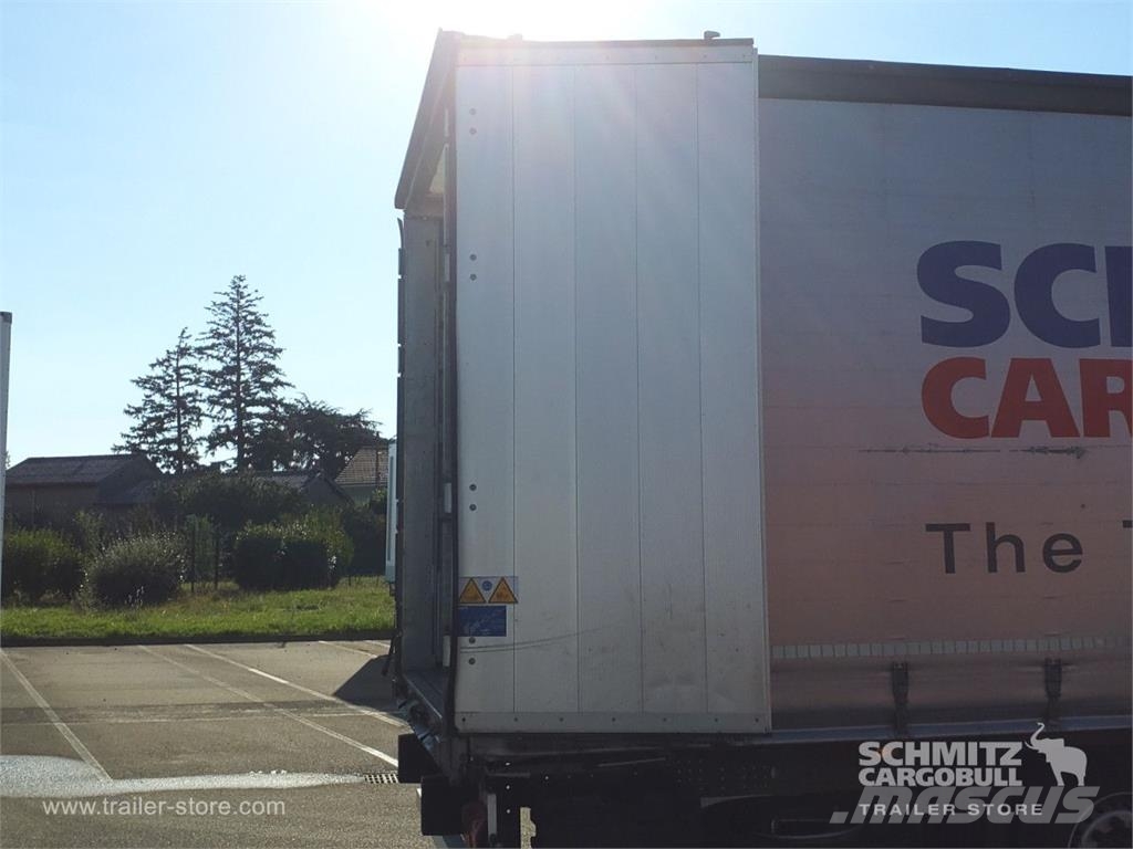 Schmitz Cargobull Semitrailer Curtainsider Standard Plachtové návesy