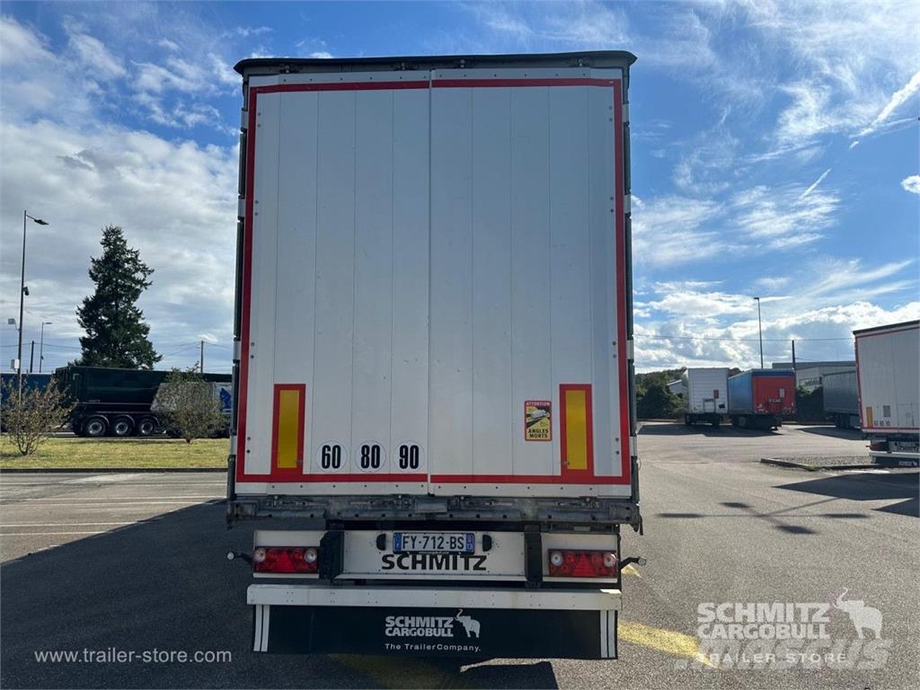 Schmitz Cargobull Semitrailer Curtainsider Standard Тентовані напівпричепи