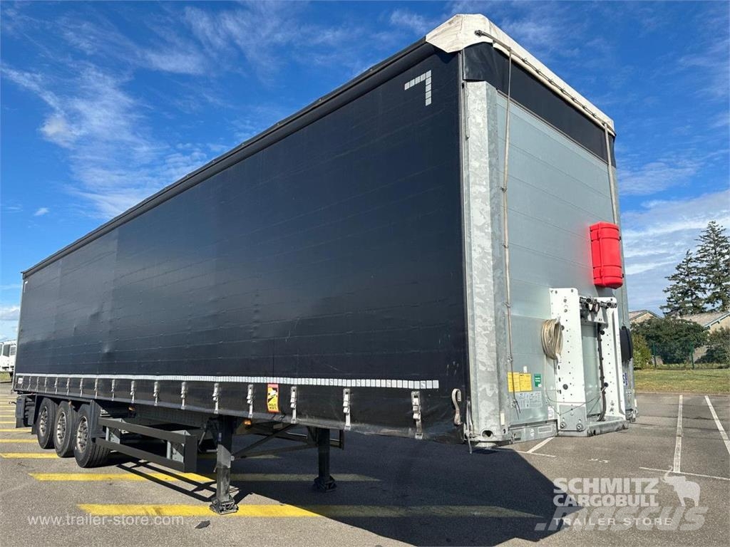 Schmitz Cargobull Semitrailer Curtainsider Standard Тентовані напівпричепи