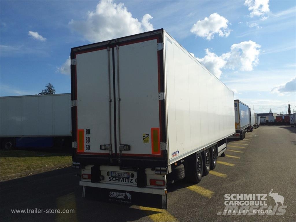 Schmitz Cargobull Semitrailer Reefer Standard نصف مقطورات بدرجة حرارة قابلة للضبط