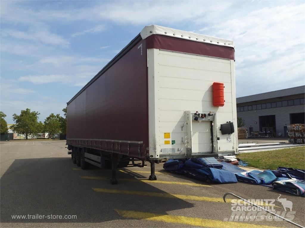 Schmitz Cargobull Semitrailer Curtainsider Standard Hayon نصف مقطورات بباب جانبي