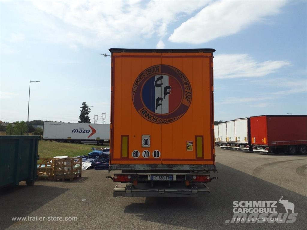 Schmitz Cargobull Semitrailer Curtainsider Standard Hayon نصف مقطورات بباب جانبي